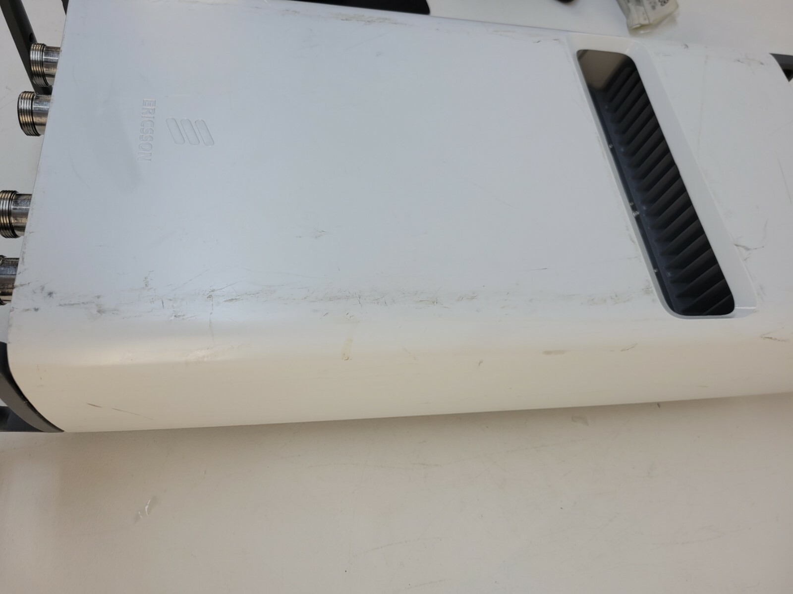 Ericsson, KRC 161 414/1, RRUS 32 B66A (1700MHz), Remote Radio Head Unit ...