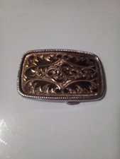 Belt Buckle, Vintage, 3" X 2" Gives a look of 2 different gold tones Nice Design
