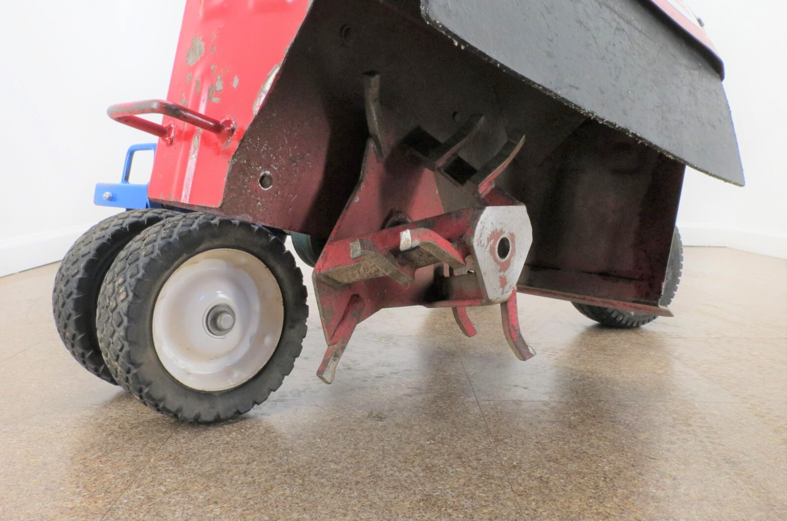 EZ Trench BE400 Bedscaper Bed Edger 6.5HP Honda Engine eBay