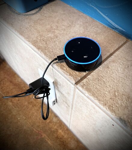 Amazon Echo Dot (2nd Generation) Smart Speaker - Black, Used - Picture 4 of 4