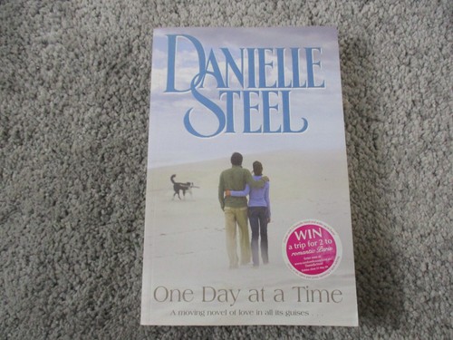 Danielle Steel Novels Large Selection Combine Shipping Complete Your Collection - Picture 151 of 269