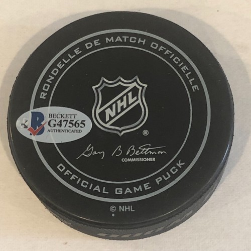 NATHAN MacKINNON signiert AVALANCHE 20th Anniv. Offizielles Spiel Puck mit Beckett Echtheitszertifikat - Bild 2 von 2
