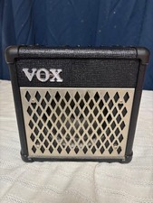 VOX DA5 Modeling Guitar Amplifier with Maxon 9V Stabilized AC Adapter Included