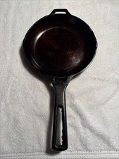 Vintage Griswold Hearthstone Cast Iron Skillet Pan 7 3/4โ, Made in USA
