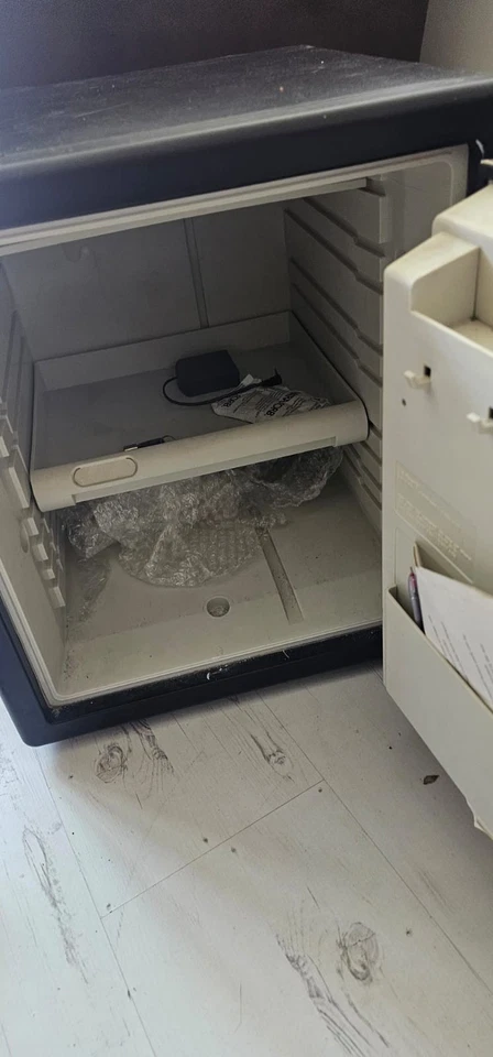 Sentry Safe, which is a leading brand of security and fire-safe - Image 3 of 4