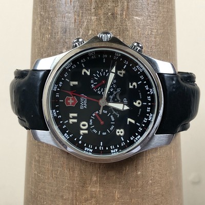 Victorinox Swiss Army Odyssey Men Moon Phase Leather Quartz 39mm