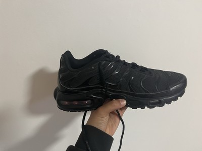 Nike Air Max Plus TN Drift - Herren Sneaker Schwarz FD4290-006 Sport Schuhe NEU