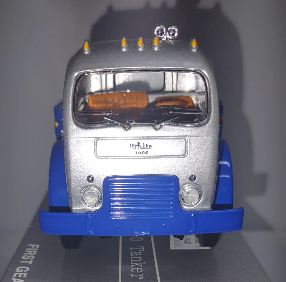 1953 White 3000 Tanker Model - Image 3 of 4