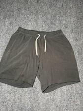 Vuori Shorts Mens Medium Gray Fleece Drawstring Zip Pocket 7 Inseam Casual V378