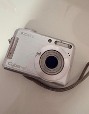 Sony Cyber-shot DSC-S700 7.2MP Digital Camera - Silver
