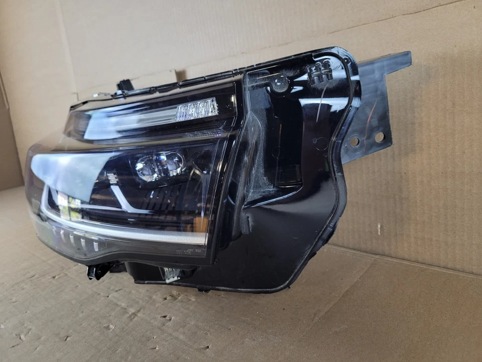 2025 FORD EXPLORER PROJECTOR LED RH PASSENGER-SIDE OEM HEADLIGHT 196848 Foto 3 de 4