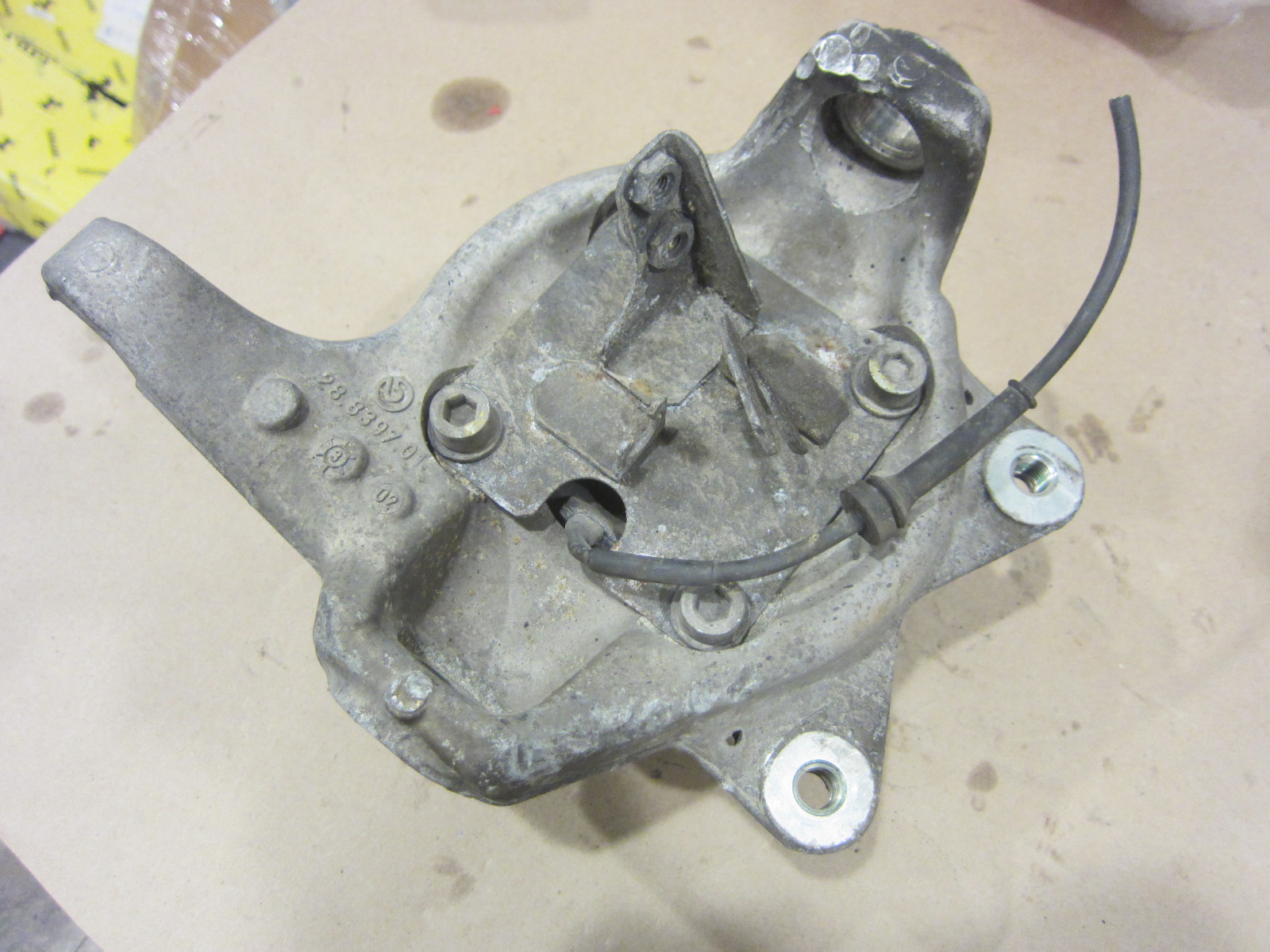 Maserati 4200 - LH Front Hub - Wheel Bearing  - P/N 197764 