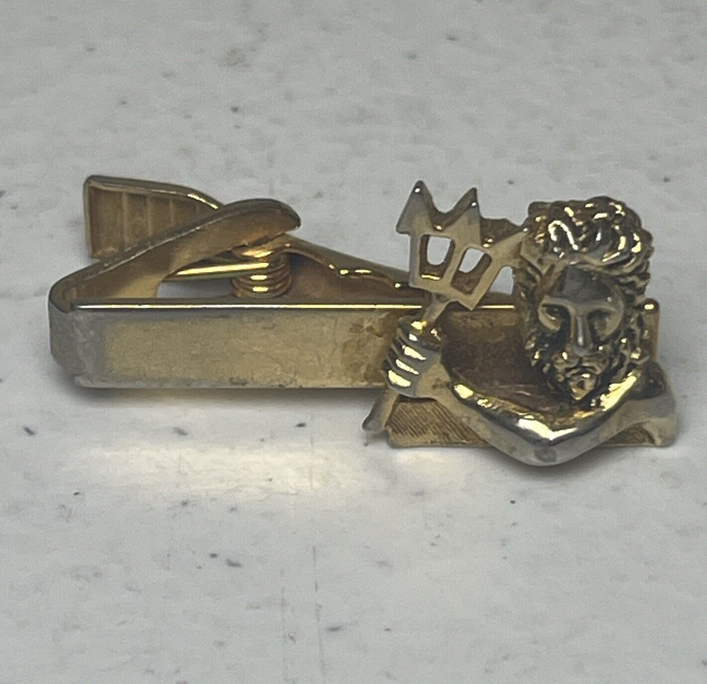 Picture 1 of 8
