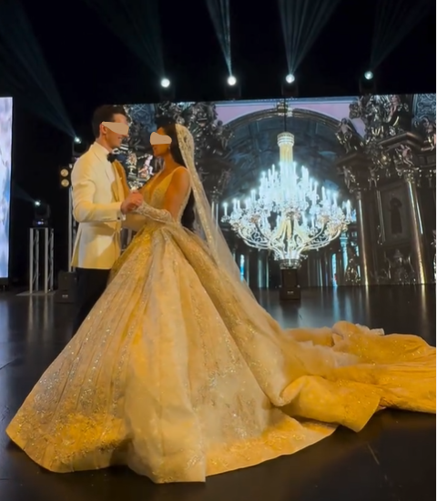The Atelier Couture Collection Wedding Dress by JIMMY CHOO | eBay