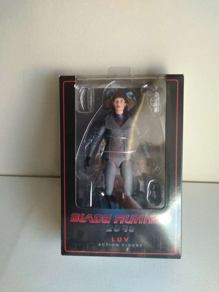 Figura de acción Neca Blade Runner 2049 "LUV" RARA*VENDEDOR DE EE. UU. *** Foto 4 de 4