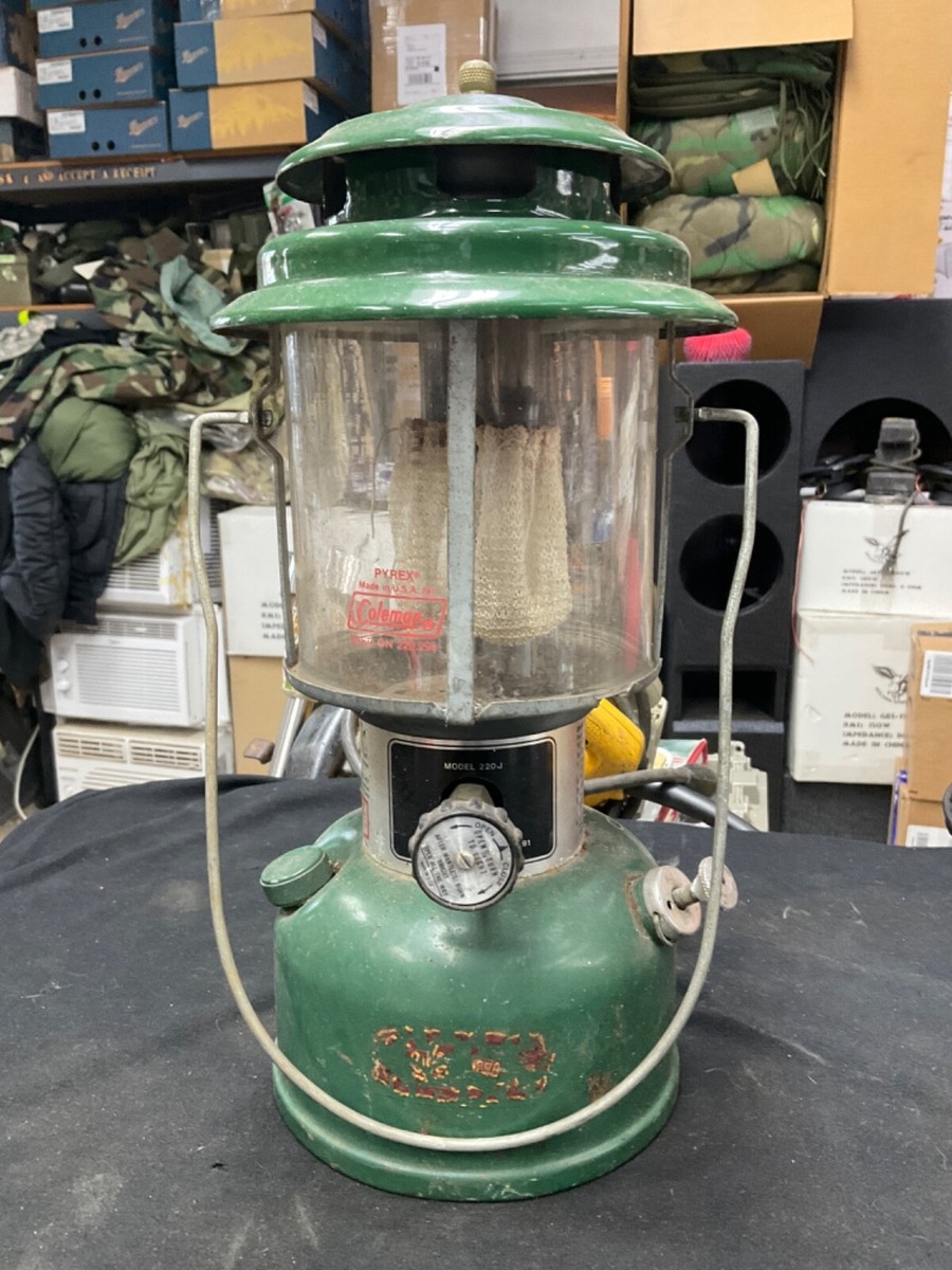 Vintage Coleman 220J lantern | eBay
