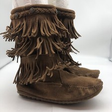 Minnetonka Brown Triple Layer Fringe Boots Moccasins Women's Size 6
