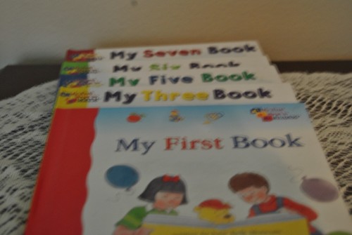 Children's reading books by Scholastic the books have numbers in them - Picture 8 of 12