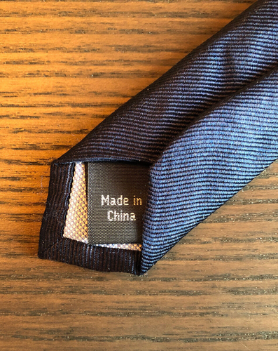 Tommy Hilfiger Men's Tie Silver 3.25 Inch Wide and 59 Inch Long 100% Silk - Picture 3 of 5