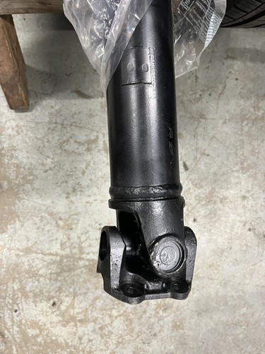 LAND ROVER DEFENDER 110 REAR PROPSHAFT 110 PUMA PROPSHAFT 07-16 2.2 2.4 LR010463 - Picture 3 of 4