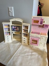 vtg Barbie Sweet Roses Cooking Center Kitchen Tv Entertainment Center shelf Lot