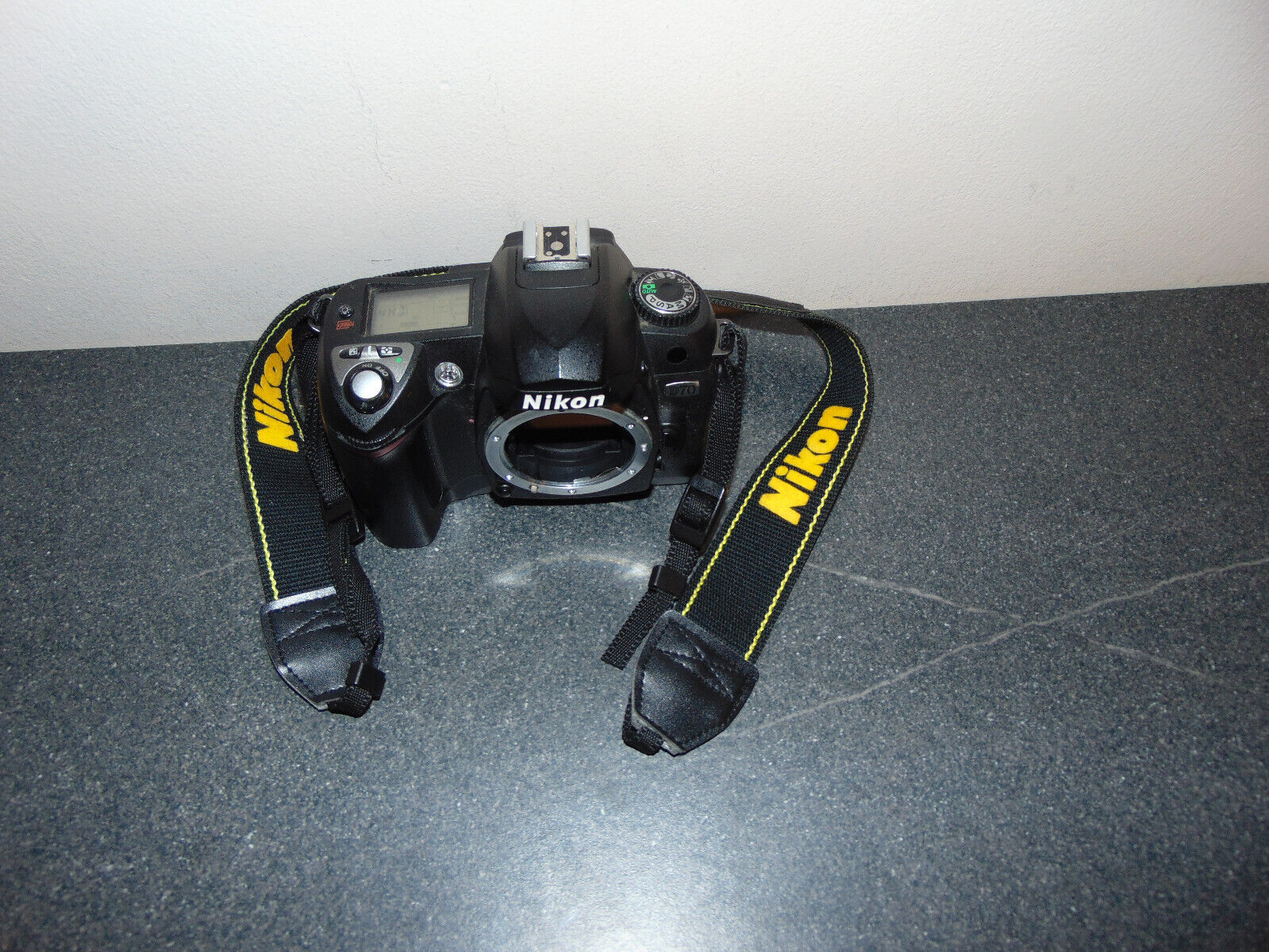 Picture 2 of 8