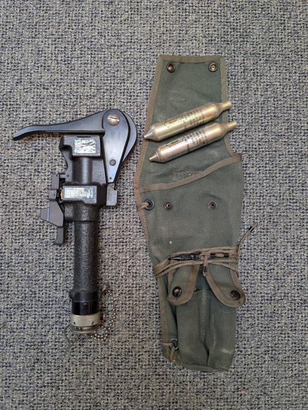 VINTAGE Kellett Aircraft Rescue Hand Power Tool WITH TWO CARTRIDGES