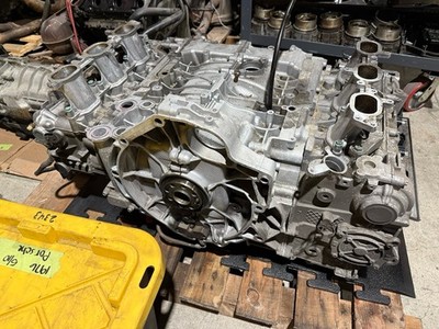 Porsche M96.05 996 911 Carrera 4.0 L Longblock Engine (Scored)