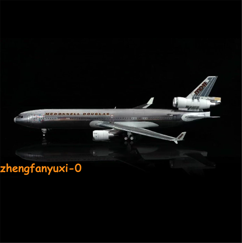 SQ Wings 1:200 McDonnell Douglas MD-11 Aircraft Prototype N111MD