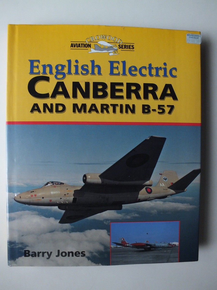 English Electric Canberra and Martin B-57 (Crowood Aviation)