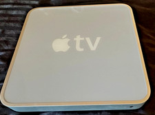 Apple TV A1218  FCC ID QDS-BRCM1024 IC4324-1022 EMC #2132 S/N# YM7118MEWH7