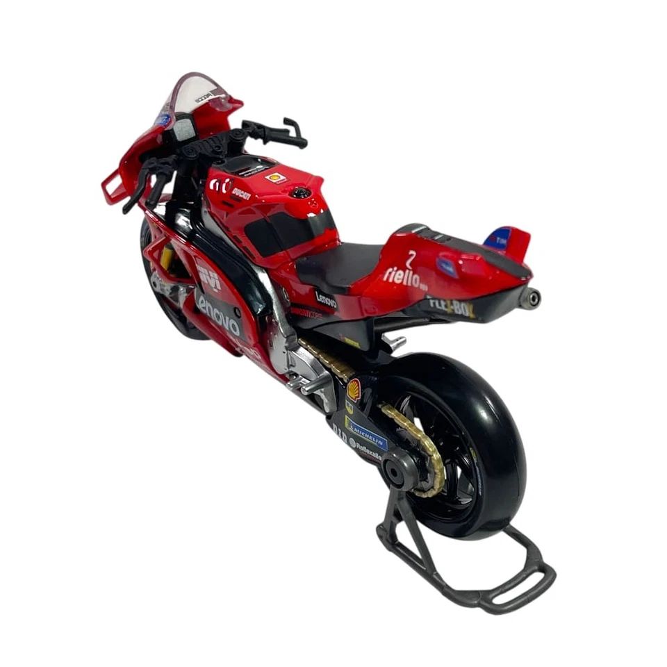 Modellino Moto Maisto 1/18 Ducati Desmosedici Francesco Bagnaia #1 MotoGP 2024 - Immagine 3 di 4