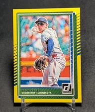 Brooks Lee Yellow Border Rookie RC 2025 Donruss Baseball Card 73 Minnesota Twins