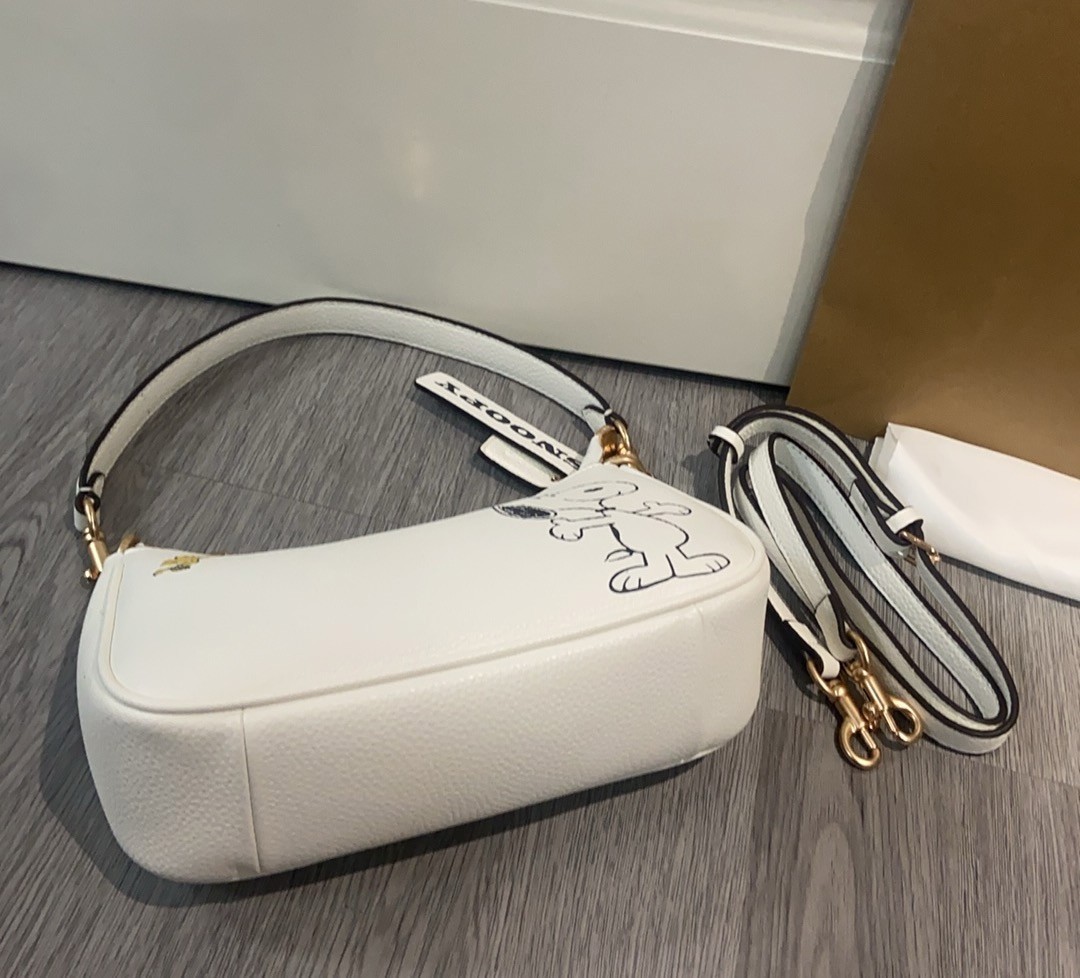 COACH x PEANUTS Teri Shoulder Bag Snoopy Chalk Multi CBJ76 Outlet