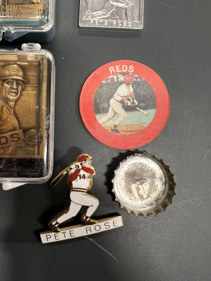 Pete Rose Lote de 9: Cerillas, Tapa de Botella, Llavero, Tarjetas de Bronce, Pin Foto 3 de 4