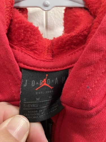 Air Jordan Boys Small Hooded Sweatshirt Red Full Zip 5-6 Years N2 - Picture 4 of 8