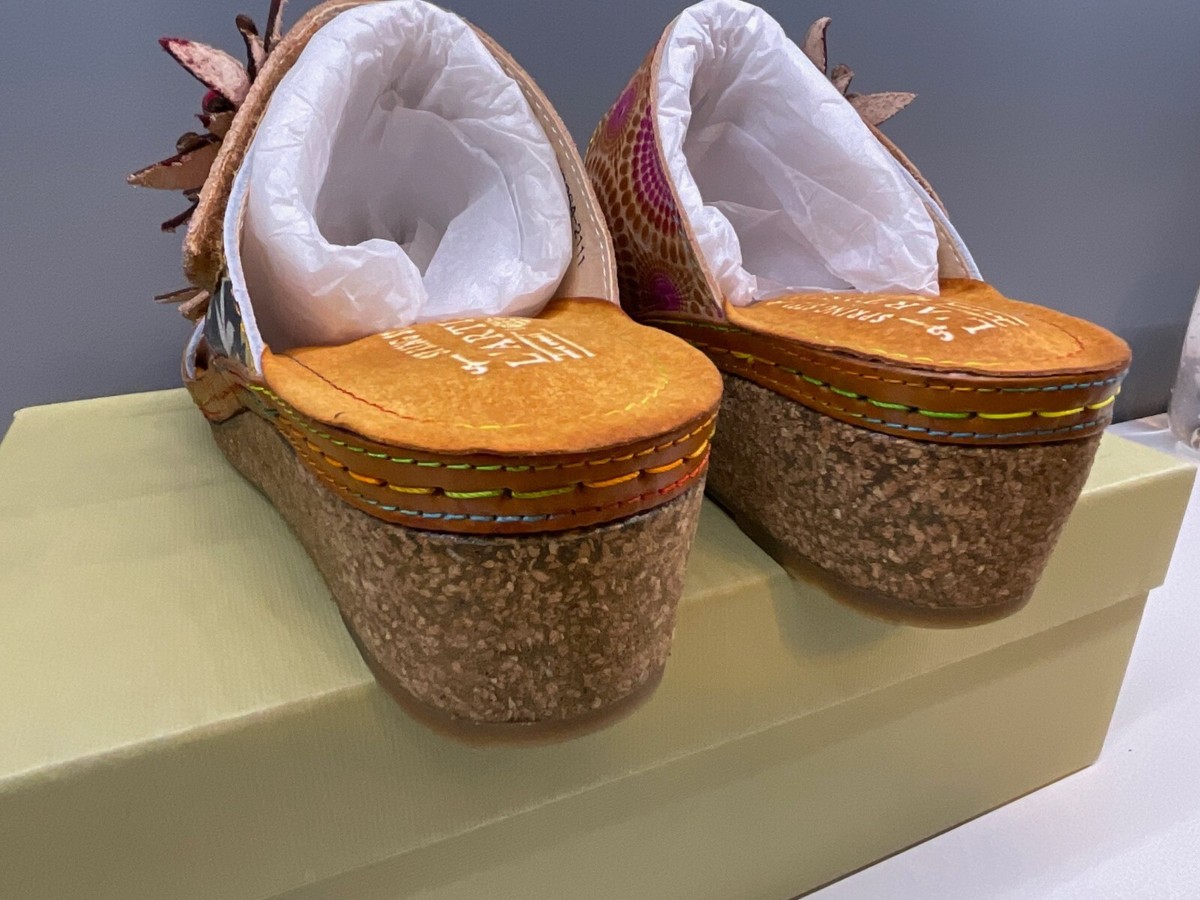 L'Artiste by Spring Step POLKA-CAM - Camel Multi Women's Size 5