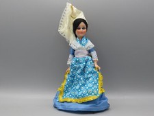 Poupée régionale 19 cm