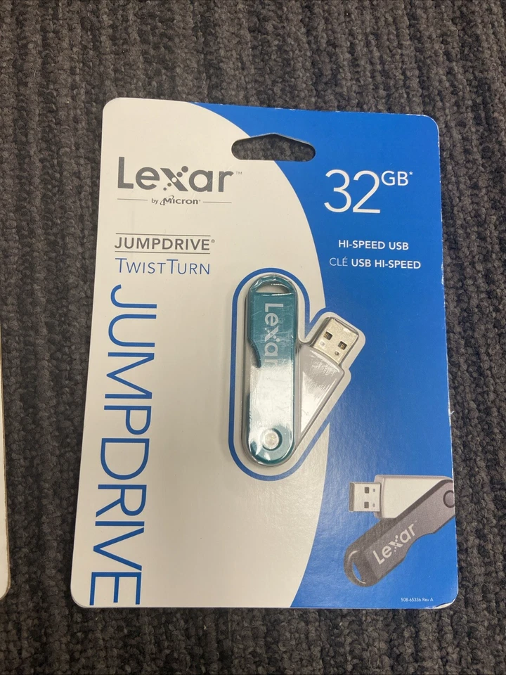 Lexar JumpDrive 16GB & Sandisk 32GB USB 2.0 USB Flash Drives Lot  3 - Image 4 of 4
