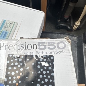 Eat Smart Precision 550 Digital Bathroom Scale Modern Black Glass