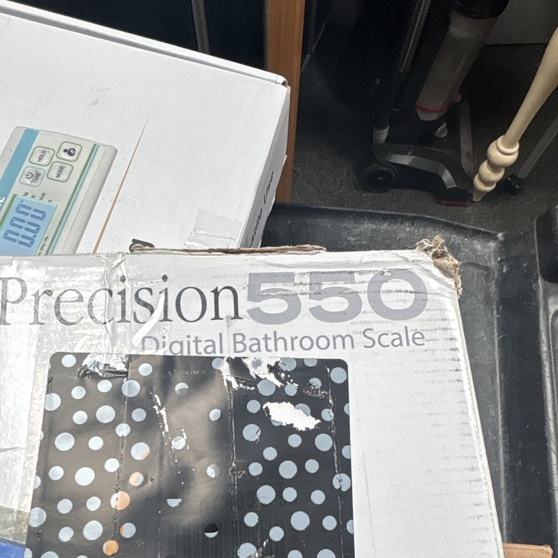 Eat Smart Precision 550 Digital Bathroom Scale Modern Black Glass