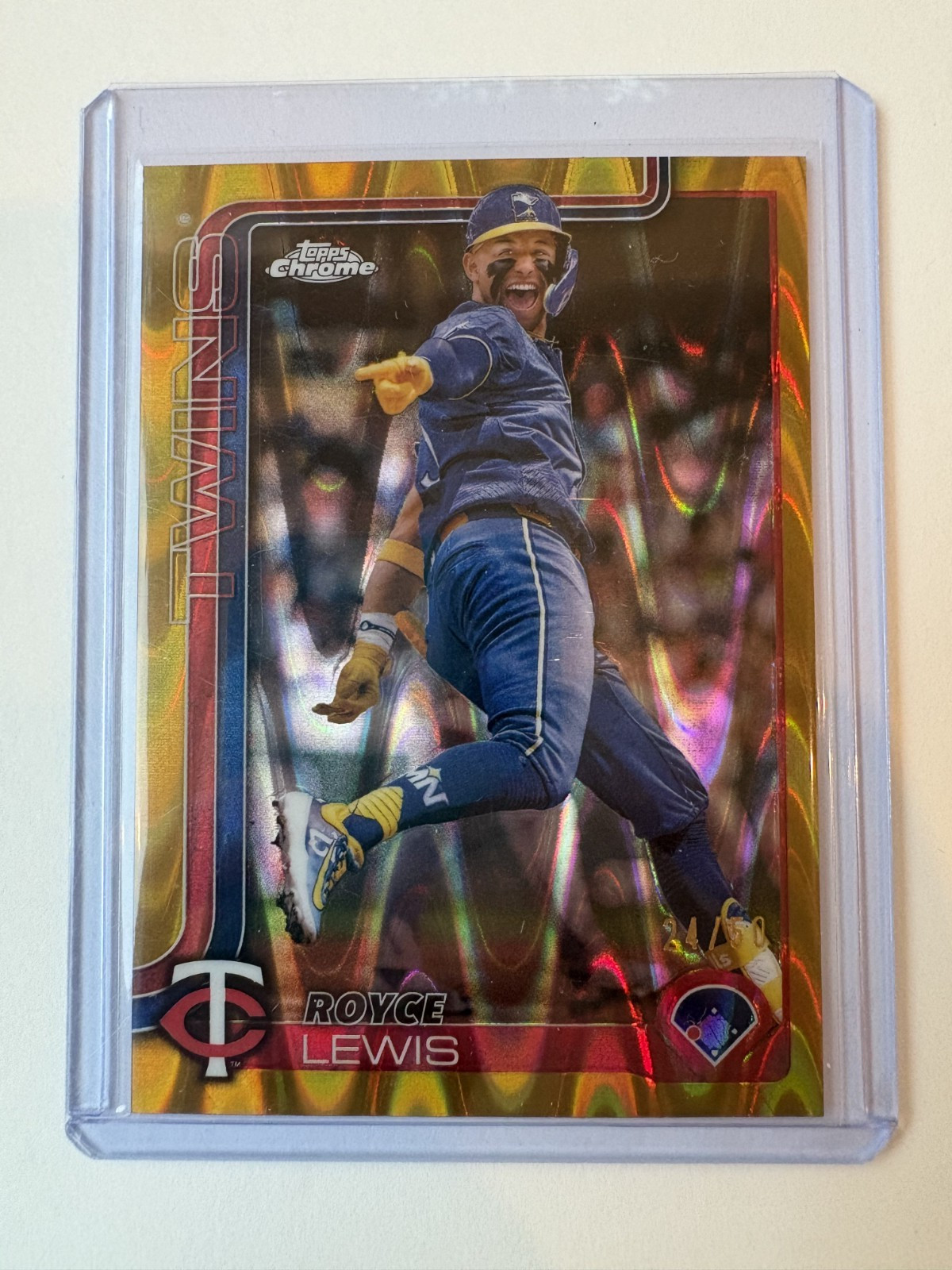 2025 Topps Chrome Royce Lewis #254 Gold Raywave Refractor /50