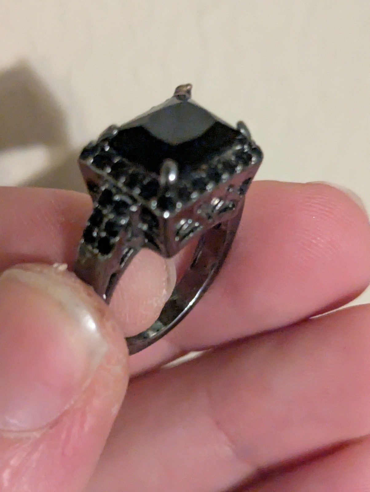 Black Rectangular Ring - image 1