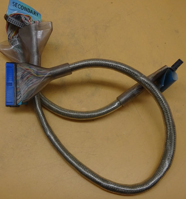 BELKIN HDD CABLE / CD-ROM CABLE IDE RUNDBANDKABEL 40-PIN #GK13539