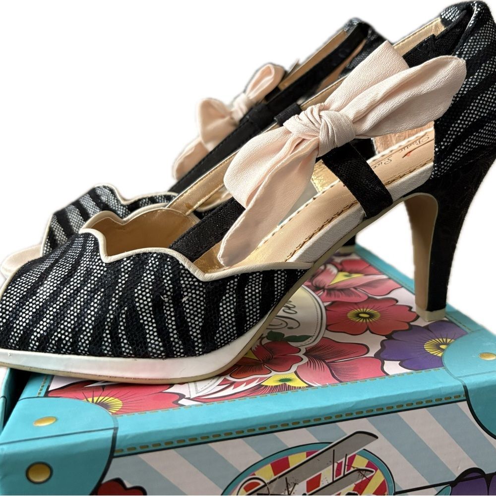 Poetic License peep toe Black 'lace' stilettos with pink bow - 9