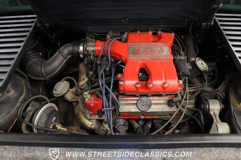 1988 Pontiac Fiero GT - Изображение 4 из 4