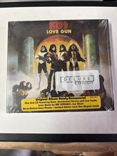 KISS - Love Gun  (2-CD Deluxe Edition)  Seale...