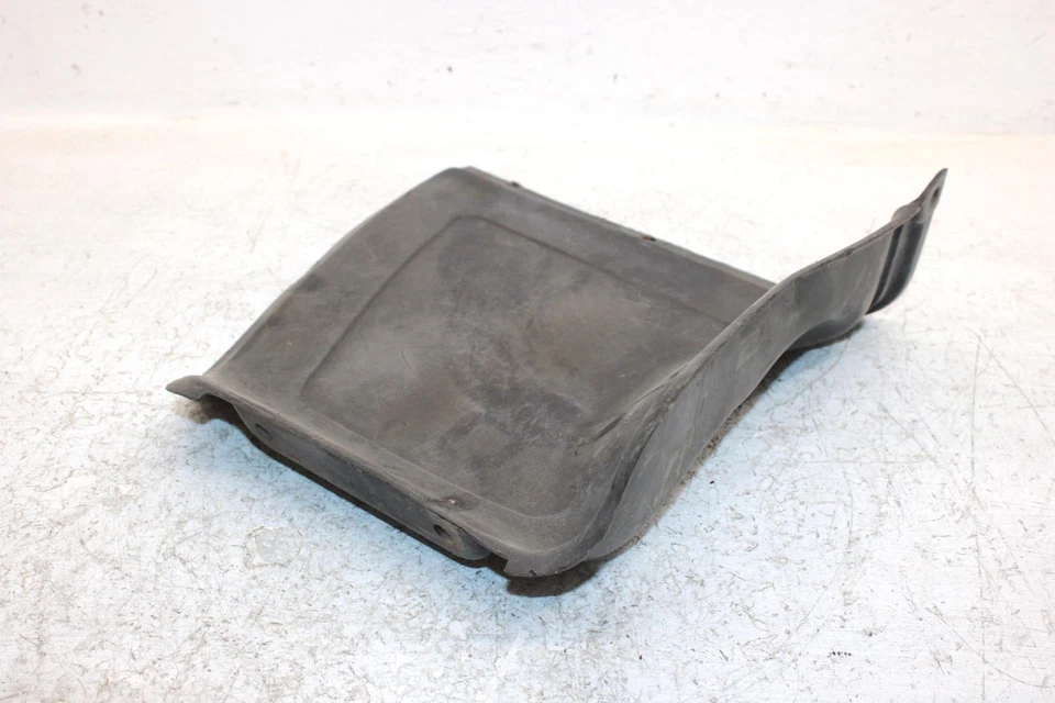 Protector de barro delantero derecho Suzuki Quadrunner 250 1998 fabricante original 63350-19B10 AS13 Foto 3 de 4