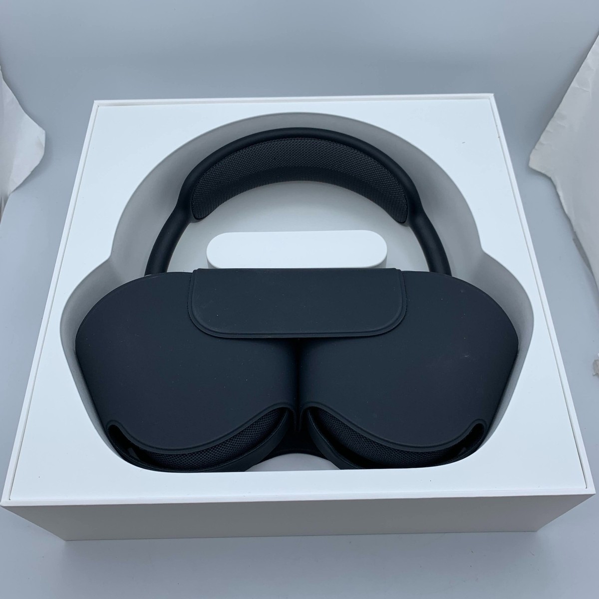 AirPods Max USB-C Midnight w/ Smart Case and Box - Open Box
