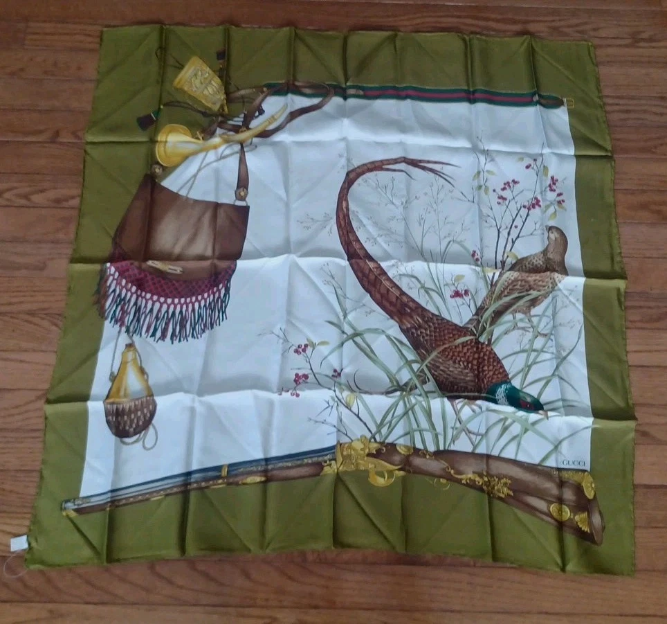 Sac fusil de chasse vintage Gucci FAISAN foulard soie 33